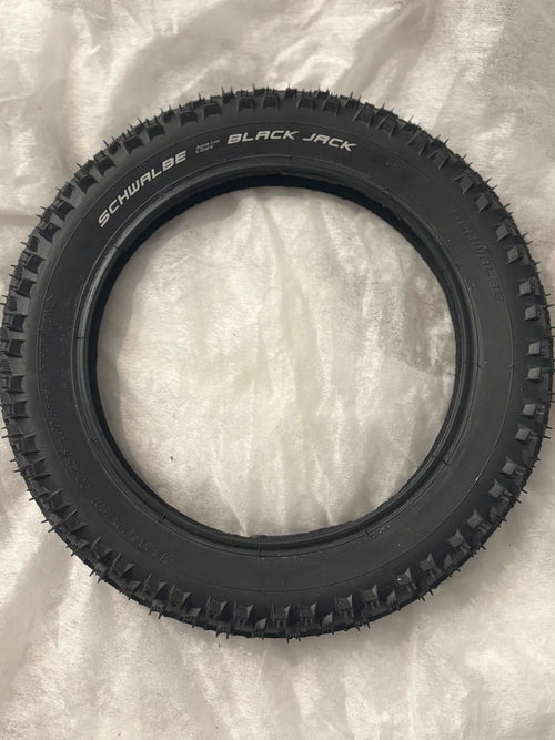 Jumper 12 original OEM replacement tire